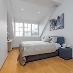Petrusse Elite - Elegant Center *