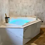 Lägenhet Petrusse Elite - Elegant Center *