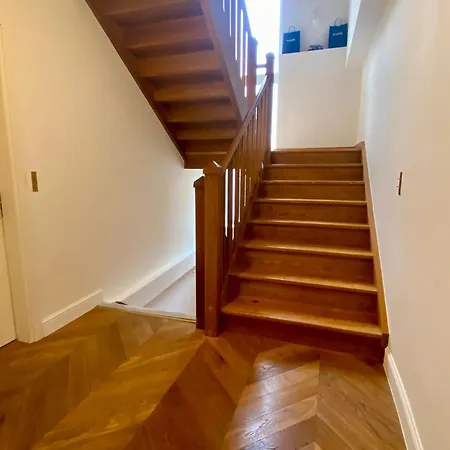 Petrusse Elite - Elegant Center
