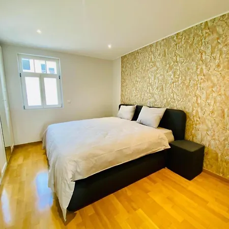 Petrusse Elite - Elegant Center