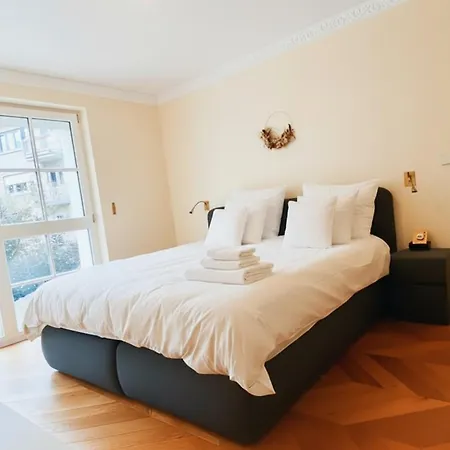 Petrusse Elite - Elegant Center