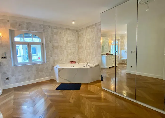 Petrusse Elite - Elegant Center Apartment