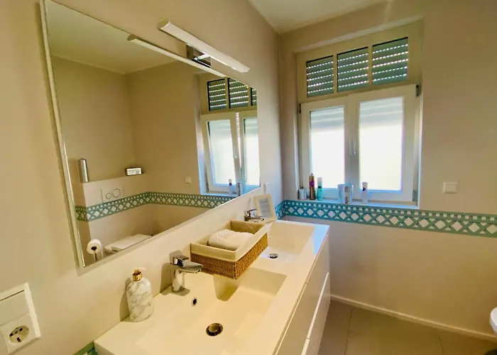 Petrusse Elite - Elegant In The Heart Of