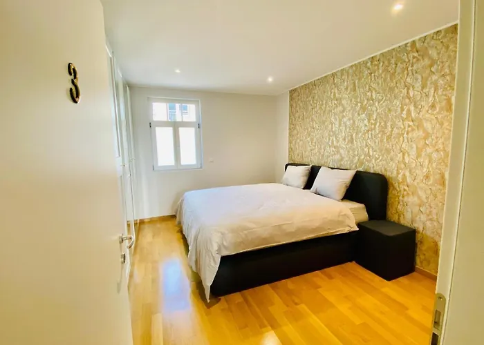 Petrusse Elite - Elegant Center Apartment