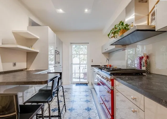 Petrusse Elite - Elegant Center