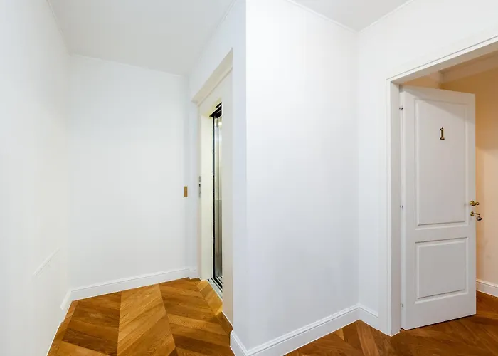 Petrusse Elite - Elegant Center Apartment Luxemburg