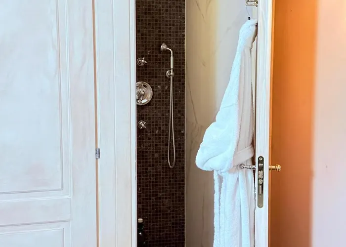 Petrusse Elite - Elegant Center